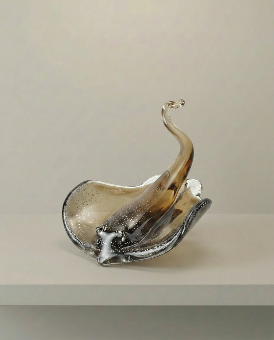 Wing Glass Tray, Smoke, elevated angle view
